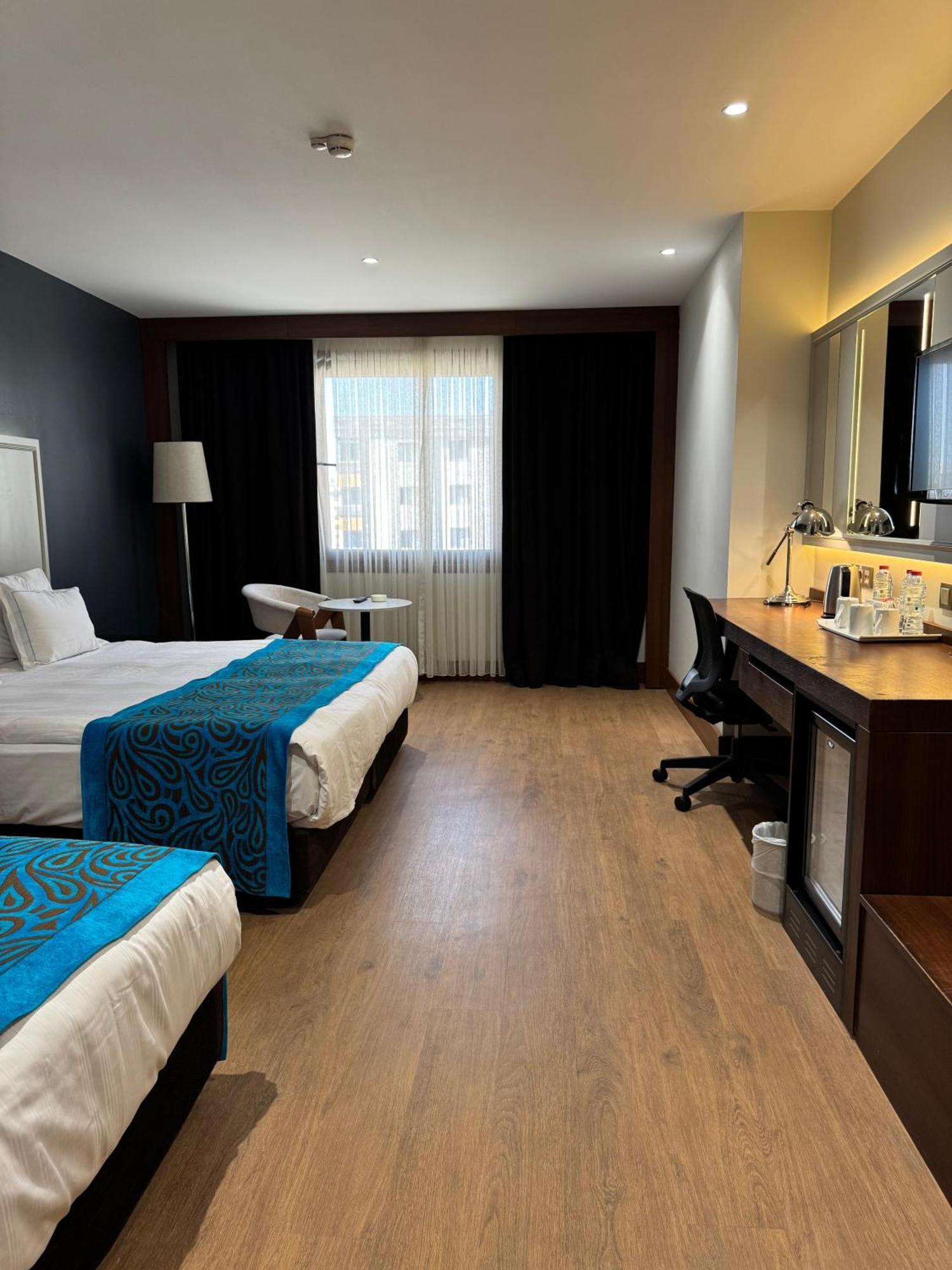 Teymur Continental Hotel กาซีอันเทป ภายนอก รูปภาพ