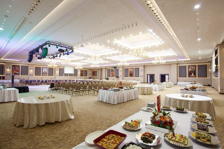Teymur Continental Hotel กาซีอันเทป ภายนอก รูปภาพ